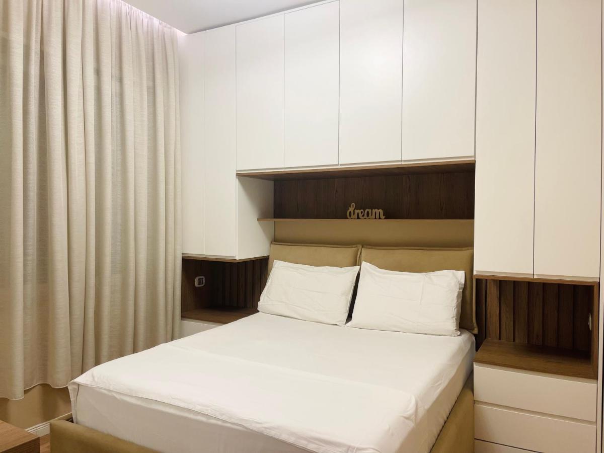 Aj Apartments - Hidden Gem In Front Of Taiwan Center Tirana Exterior photo