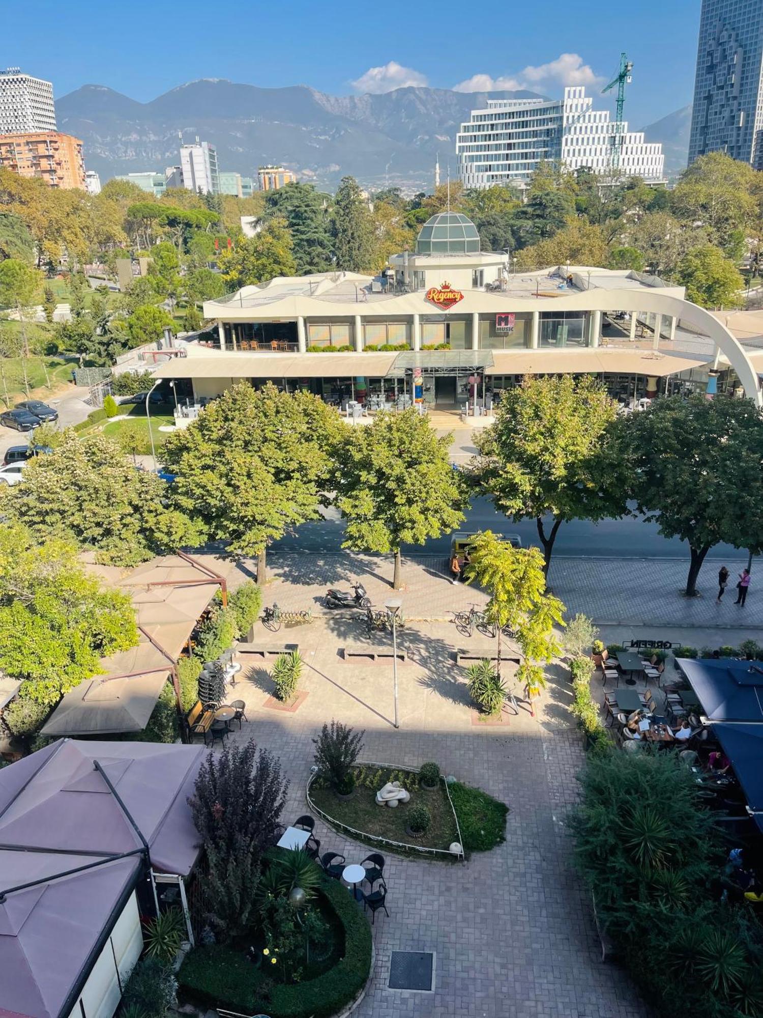 Aj Apartments - Hidden Gem In Front Of Taiwan Center Tirana Exterior photo
